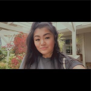 Meet your Posher, Tori